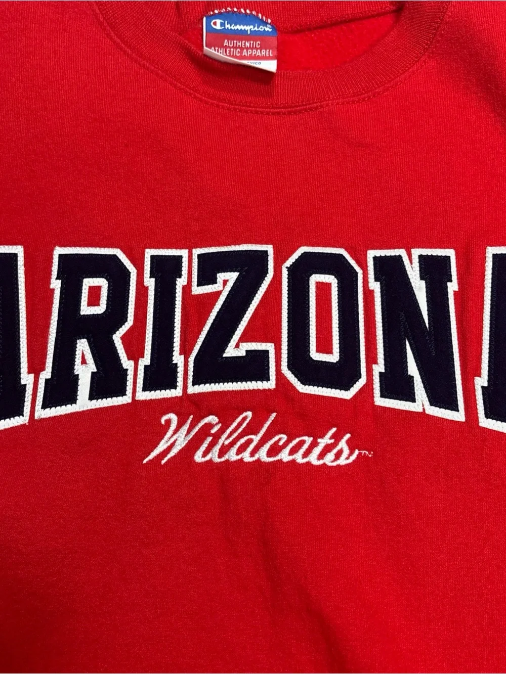 VTG Champion Arizona Wildcats NCAA Crew Neck Sweatshirt  XL Spell Out Logo